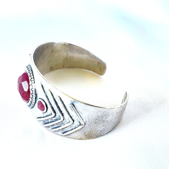 Lucky Brand Silver-Tone Red Stone Cuff Bracelet - Picture 8 of 10